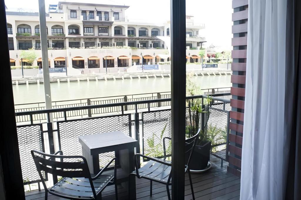 Quayside Hotel Malacca Exterior photo