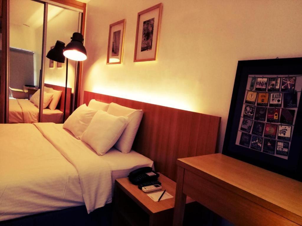 Quayside Hotel Malacca Exterior photo