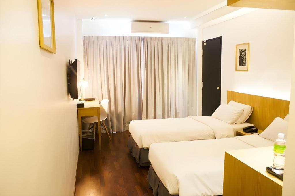 Quayside Hotel Malacca Exterior photo